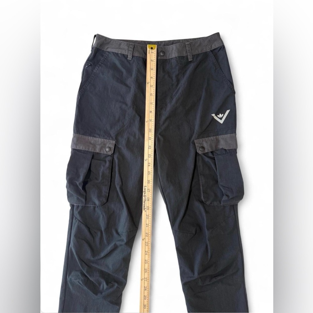 Men’s Adidas Originals x White Mountaineering 6 Pocket Pants Utility Black - Picture 4 of 7